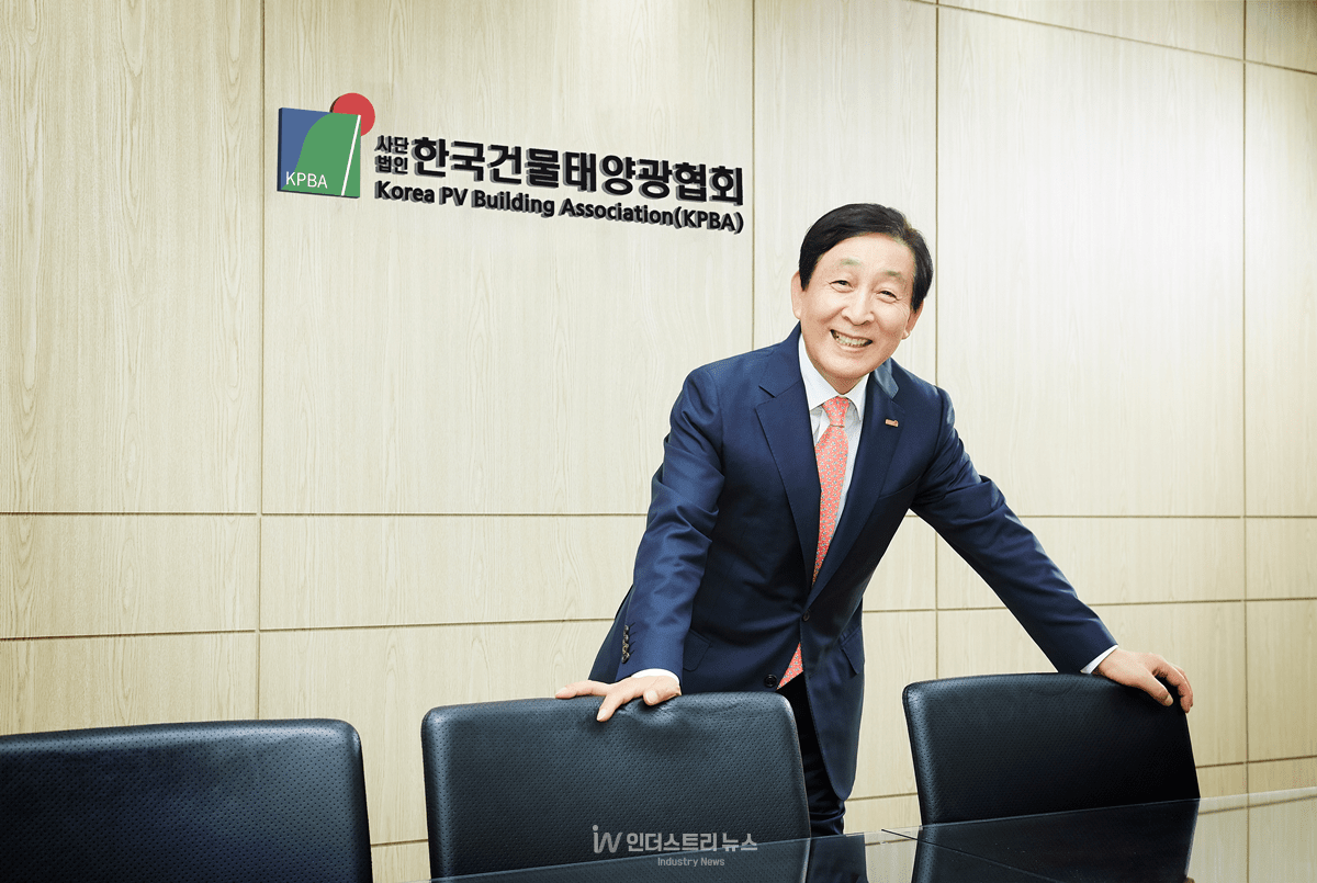 한국건물태양광협회 김병철 회장&nbsp;[사진=한국건물태양광협회]