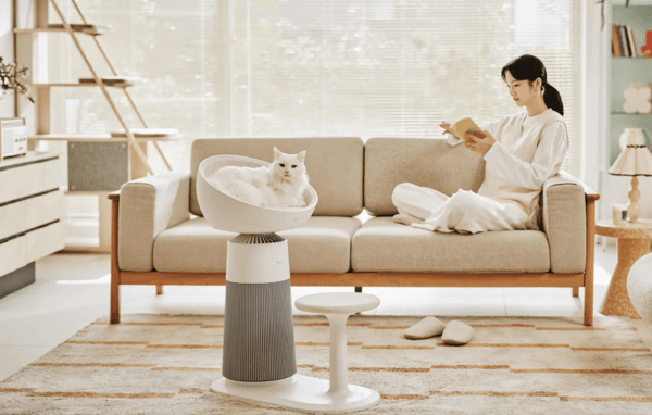 미국 타임지가 선정한 2025년 최고의 발명품에 이름을 올린 LG퓨리케어 에어로캣타워./사진=LG전자