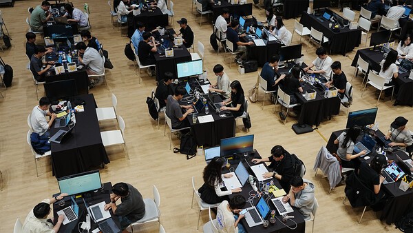 지난 9월 카카오페이증권에서 경기 용인시에 위치한 카카오AI캠퍼스에서 임직원을 대상으로 진행한 ‘제1회 AI 해커톤’ 현장./ 사진 = 카카오페이증권<br>