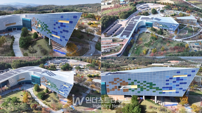 칼선의 BIPV 모듈이 적용된 121.885kW 규모 국립낙동강생물자원관 [사진=칼선]