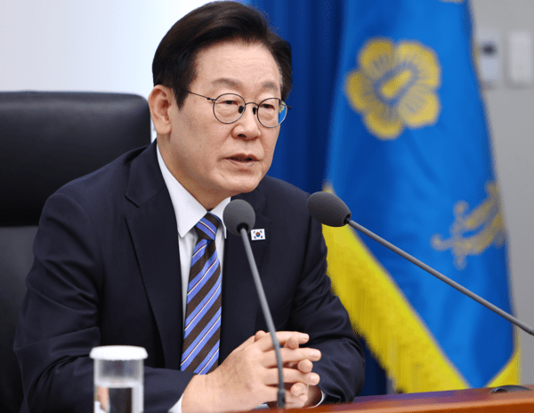 이재명 대통령이 13일 용산 대통령실에서 열린 수석보좌관회의에서 발언하고 있다 / 사진= 연합뉴스<br>