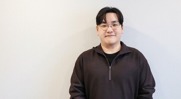 토끼와 두꺼비, 시니어 AI 어시스턴트 '똑비'... "자식 같은 존재로 자리... - 뉴스 썸네일 이미지