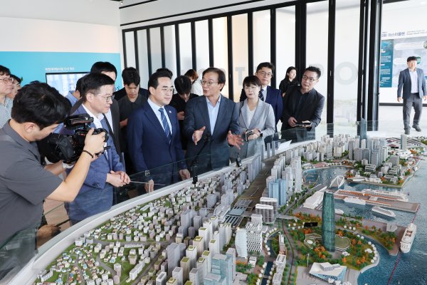 부산시, 국비부터 미래산업·환경까지 '도시 대전환' 속도