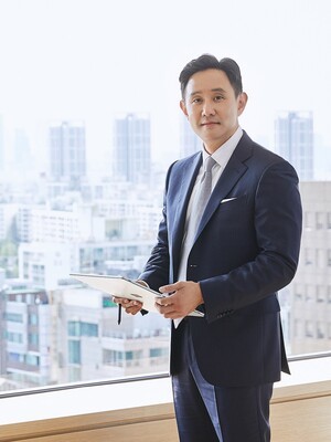 최윤범號 고려아연 '트로이카 드라이브' 순항.. 호실적 견인